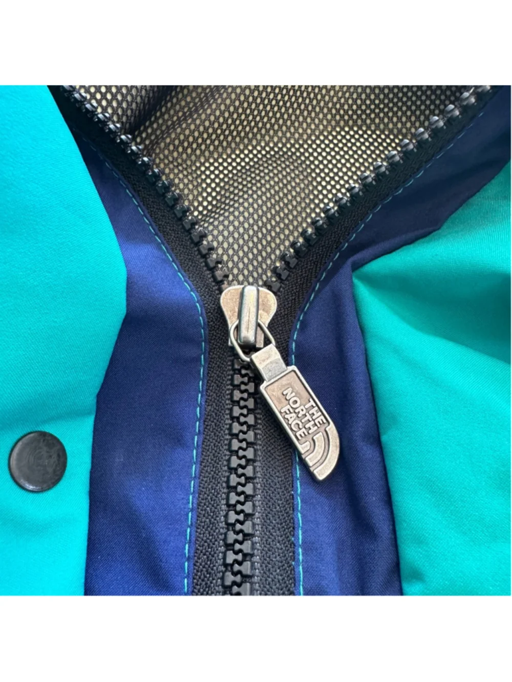 Vintage Men's The North Face Teal Blue Gore-Tex Jacket Size M Made in USA